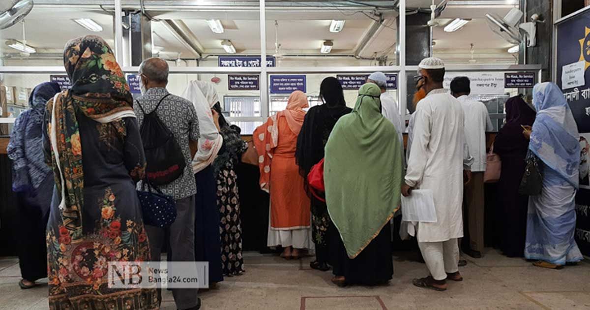 টাকা তোলার চাপ, লেনদেন বেড়েছে কলমানিতে