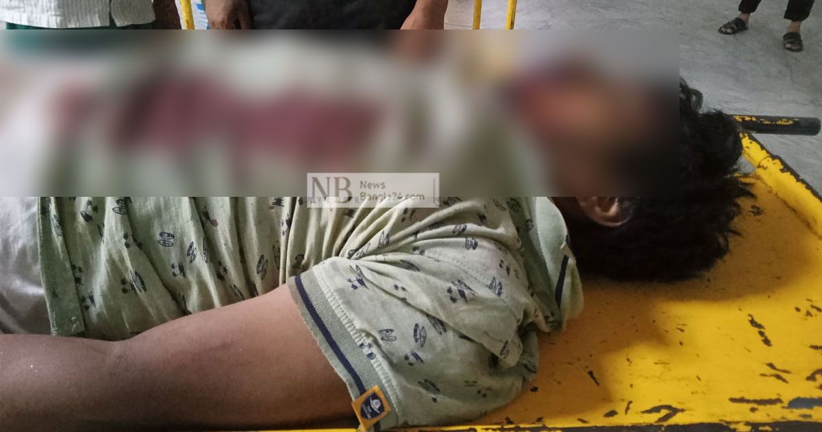লরির ধাক্কায় প্রাণ গেল সিএনজি অটোরিকশার যাত্রীর