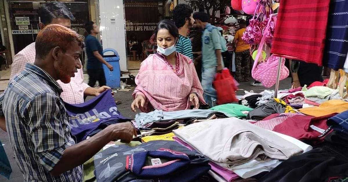 চাঁদরাতেও-বেচাকেনায়-জমজমাট-রাজধানী