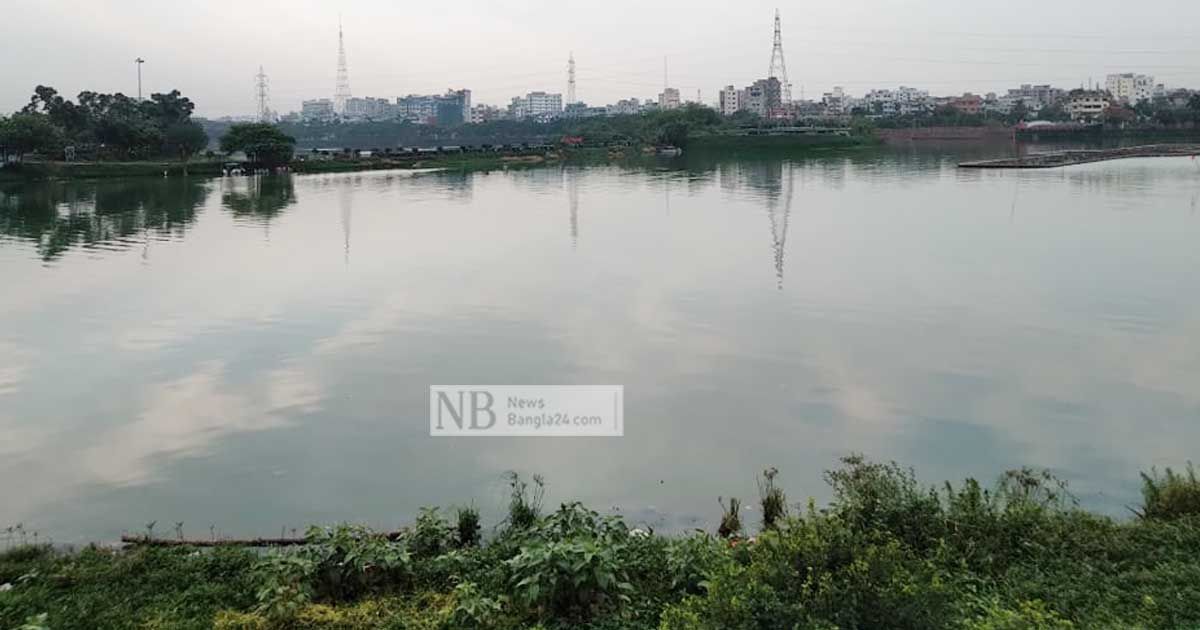 শীতলতার পরশ নিয়ে এলো বৃষ্টি