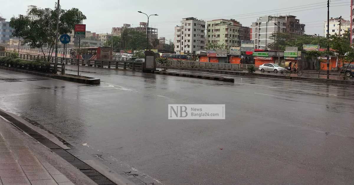 ঘুম ভাঙাল বৃষ্টি