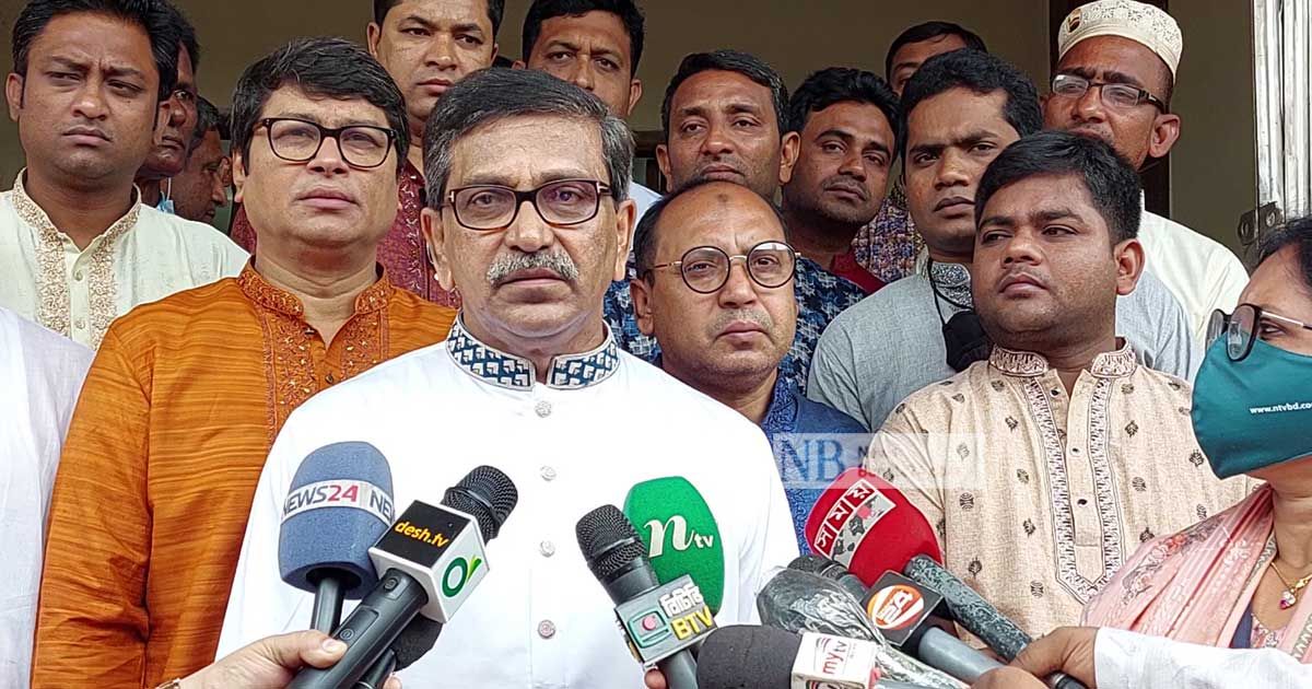 খালেদা-জিয়ার-হাত-থেকে-মানুষ-গণতন্ত্র-রক্ষা-করেছে-হানিফ