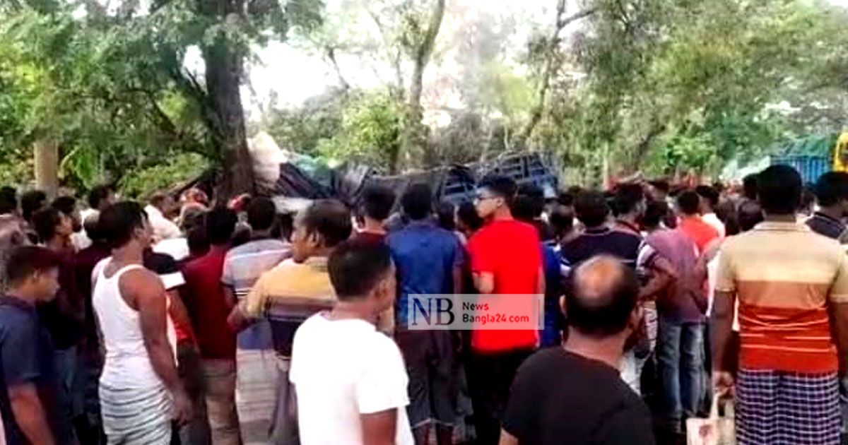 ঈশ্বরদীর সড়কে প্রাণ হারালেন দুজন