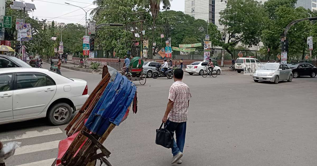 ঢাকা এখনও ফাঁকা