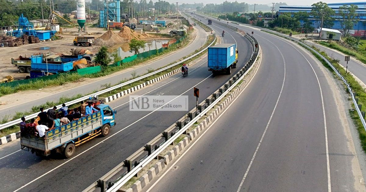 মহাসড়ক,যানজট,বাস,পুলিশ