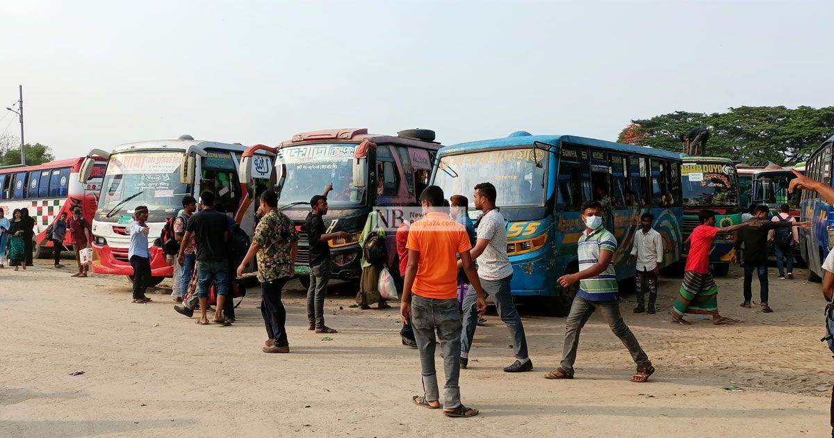 ঢাকায় ফেরার তাড়া, সুযোগ নিচ্ছেন চালকরা