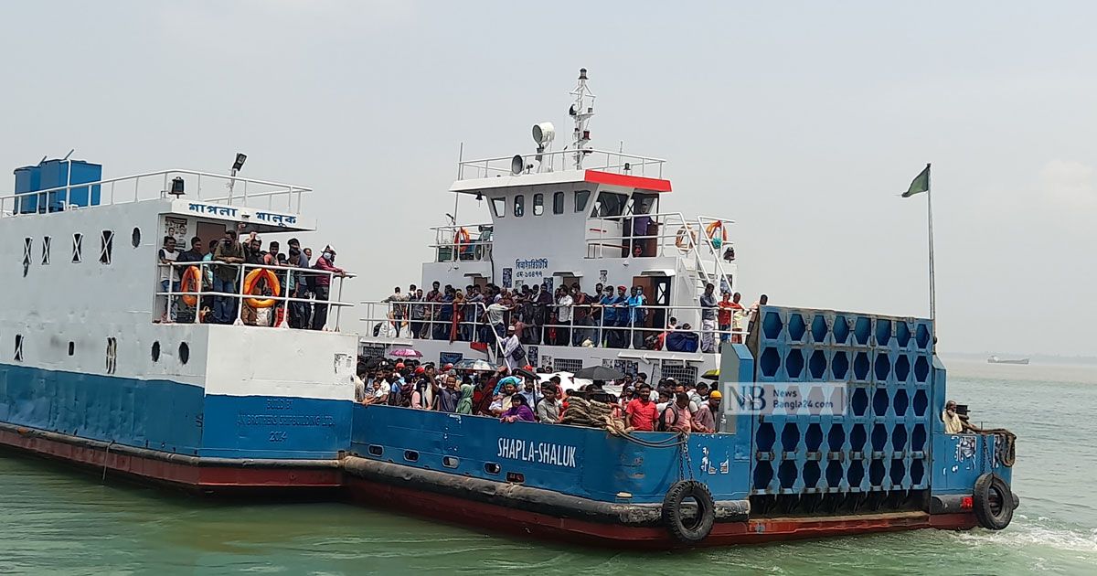 দৌলতদিয়া-পাটুরিয়ায় বেড়েছে ঢাকামুখী যাত্রীর চাপ