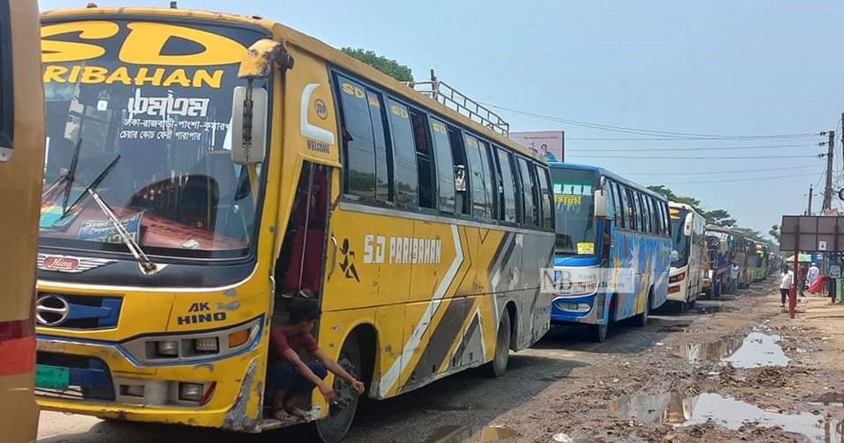 দৌলতদিয়া ঘাটে ৯ কিলোমিটার জট