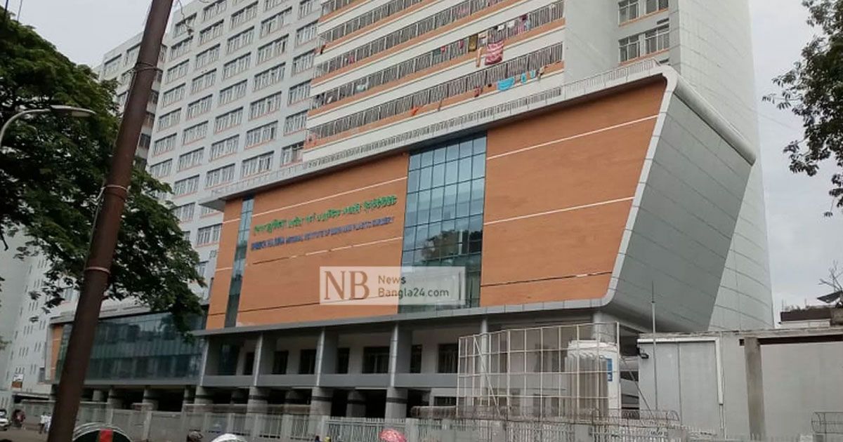 গ্যাস লিকেজ থেকে আগুন, শিশুসহ দগ্ধ ৪