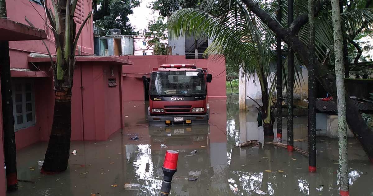 বন্যায় কোনো কিছুই ঠিক নেই সিলেট নগরীর