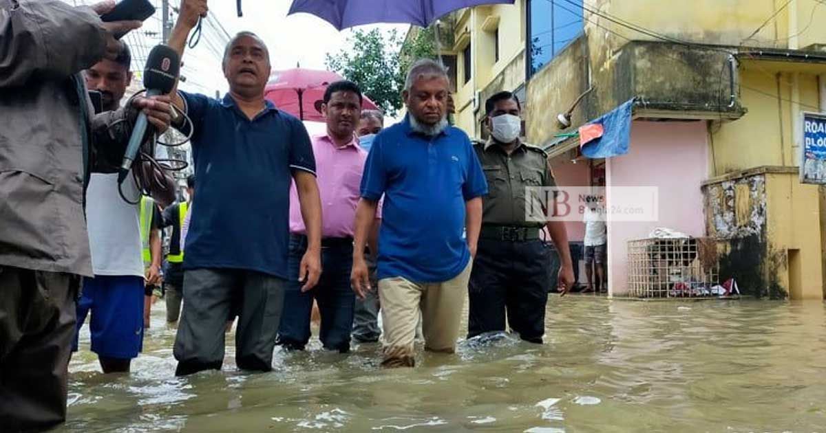 বন্যায় বিদ্যুৎহীন সিলেটে খাওয়ার পানির হাহাকার