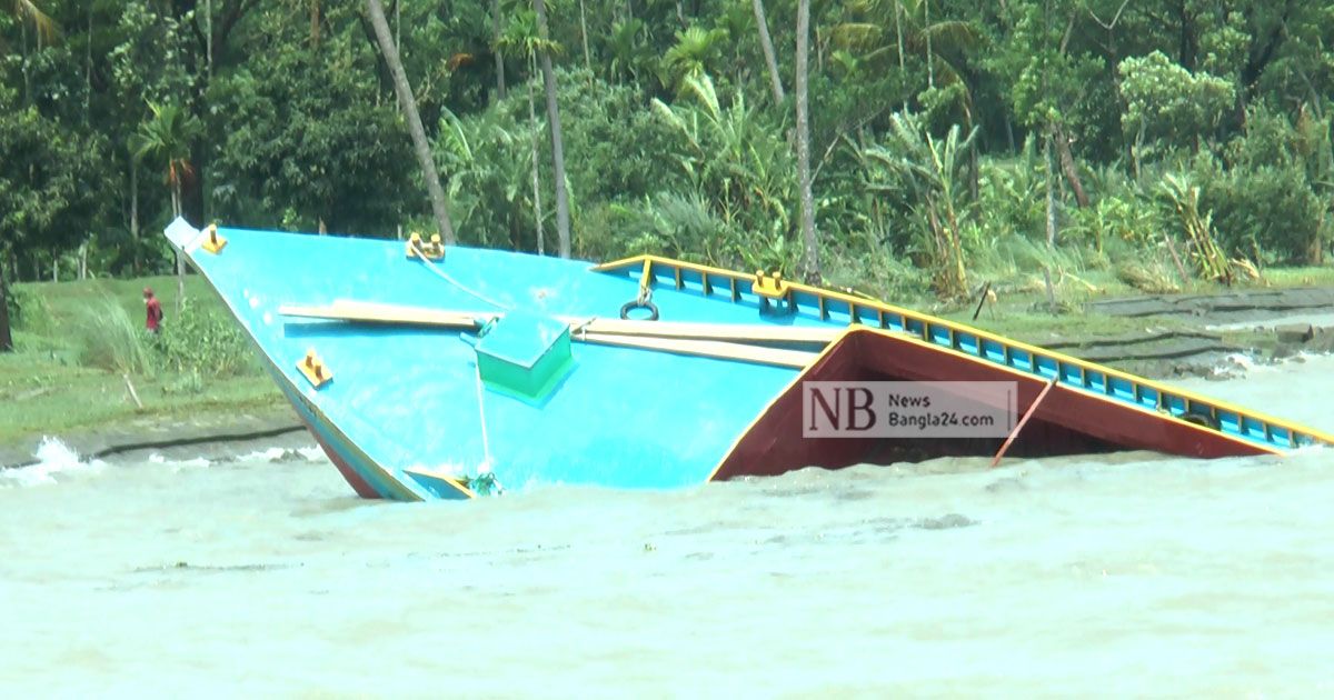 কালবৈশাখী ঝড়ে ডুবল বাল্কহেড 