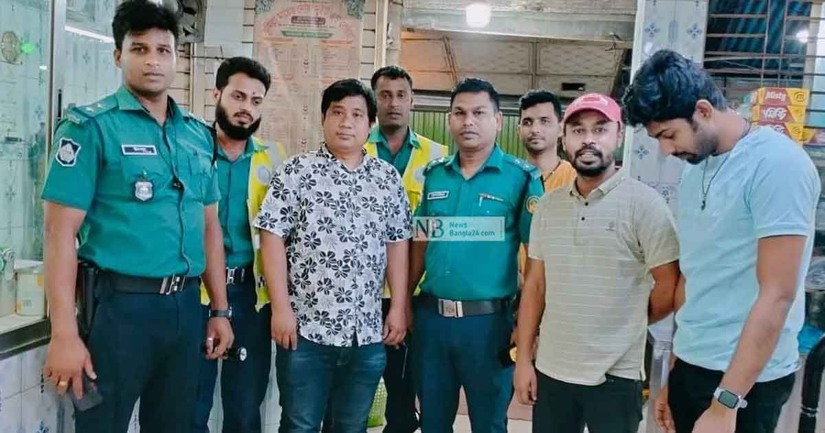 ডাকাতদলের ধাওয়া, দৌড়ে প্রাণ রক্ষা