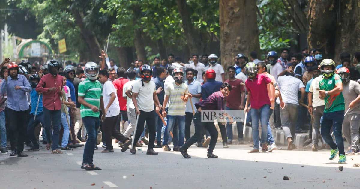ঢাকা বিশ্ববিদ্যালয়ে ছাত্রদল-ছাত্রলীগ সংঘর্ষ