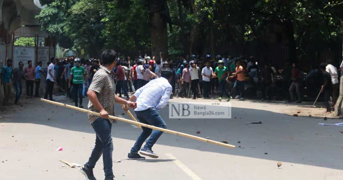 ঢাবিতে-ছাত্রদল-ছাত্রলীগ-সংঘর্ষে-আহত-৭-আটক-২