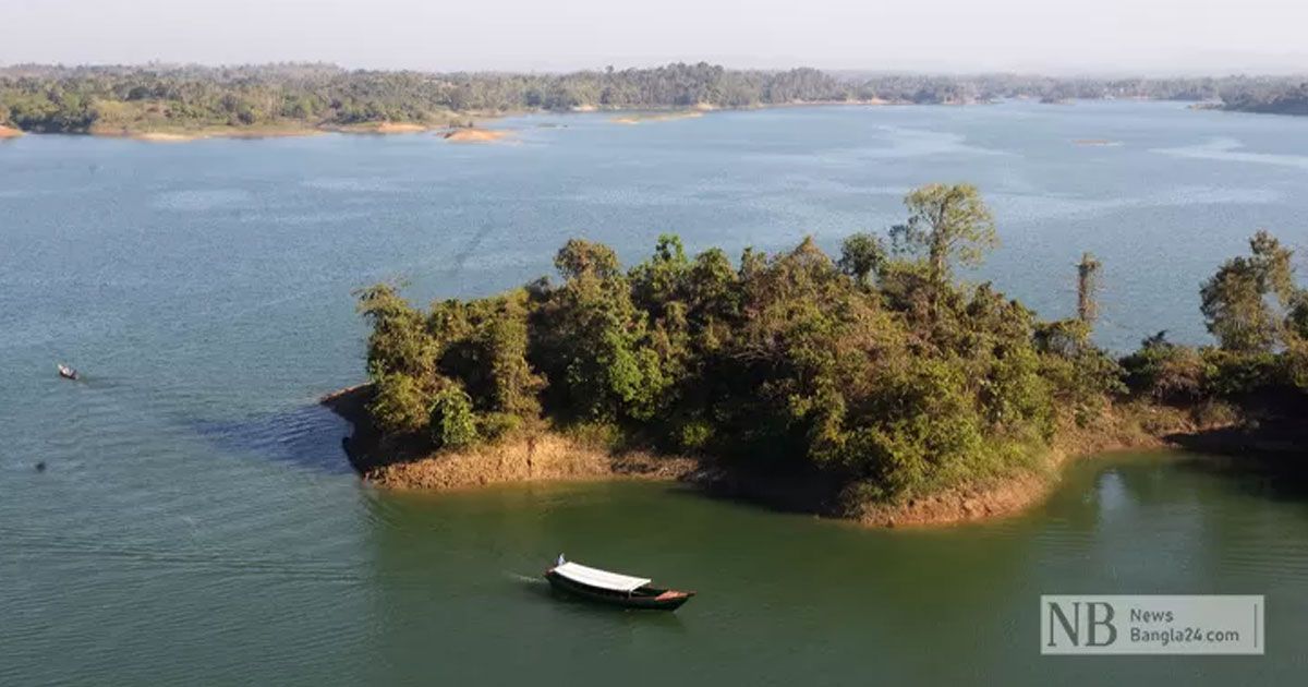 কাপ্তাই হ্রদে নৌকাডুবি, আড়তদার নিখোঁজ