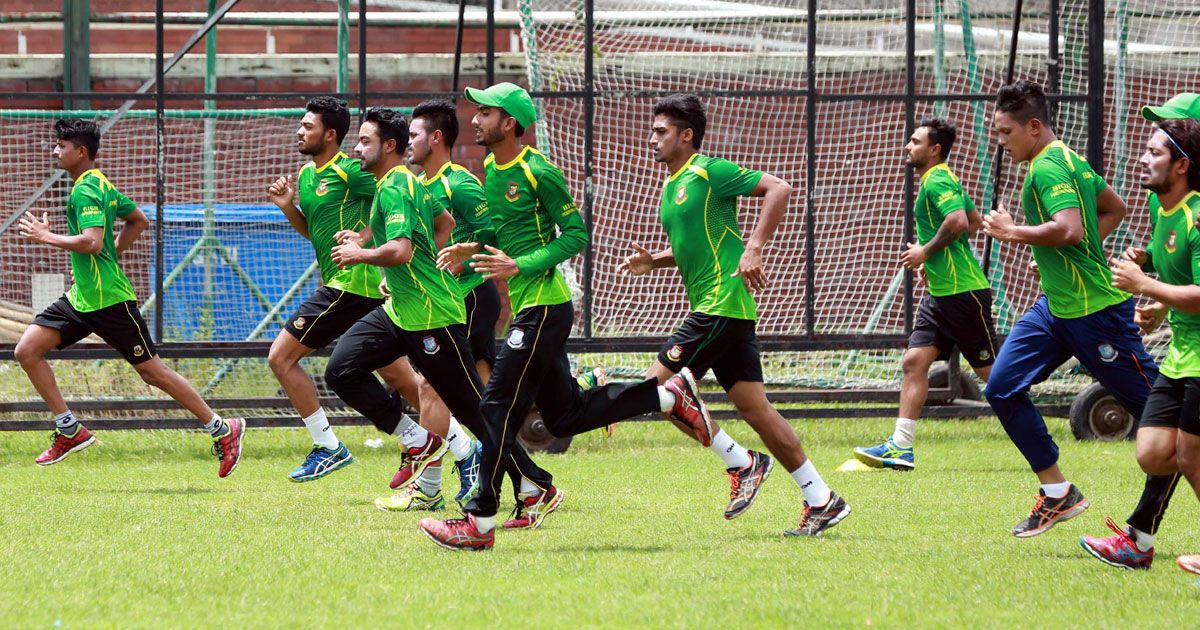 পারিশ্রমিক-জটিলতায়-এইচপি-ক্যাম্পে-যোগ-দিচ্ছেন-না-হেড-কোচ