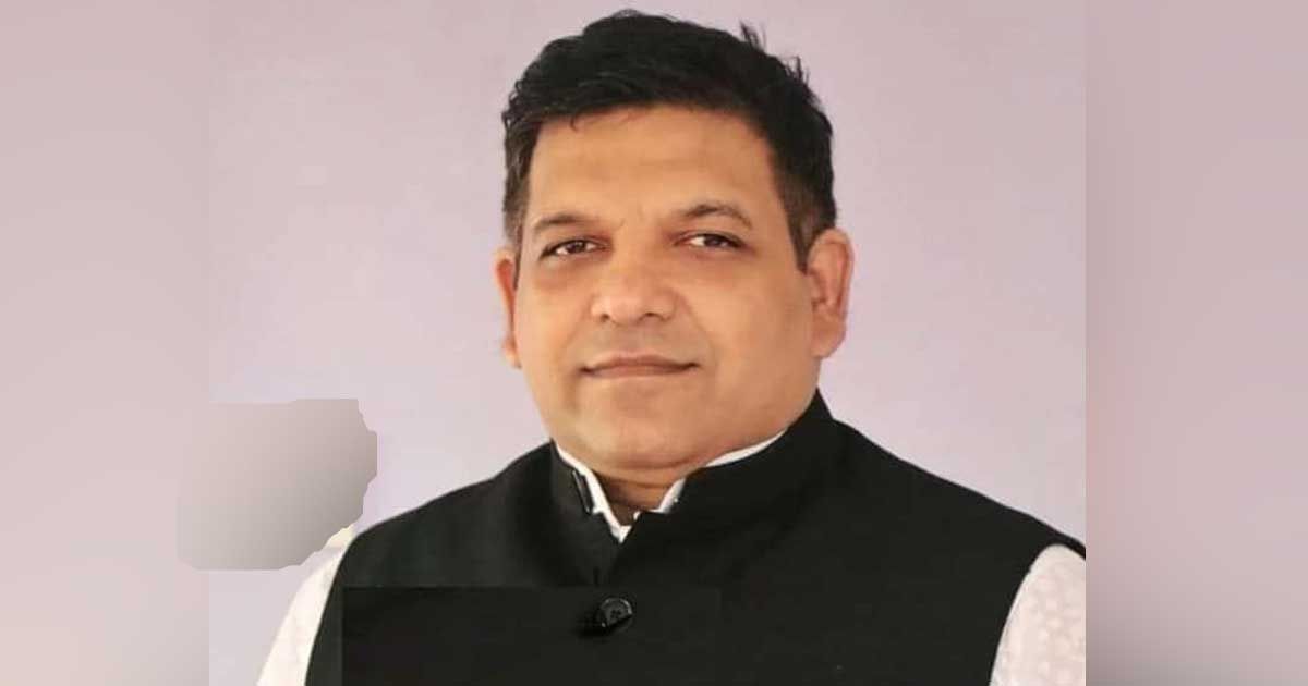 বিতর্কিত কাউন্সিলে টুকুপুত্রকে সভাপতি ঘোষণার অভিযোগ