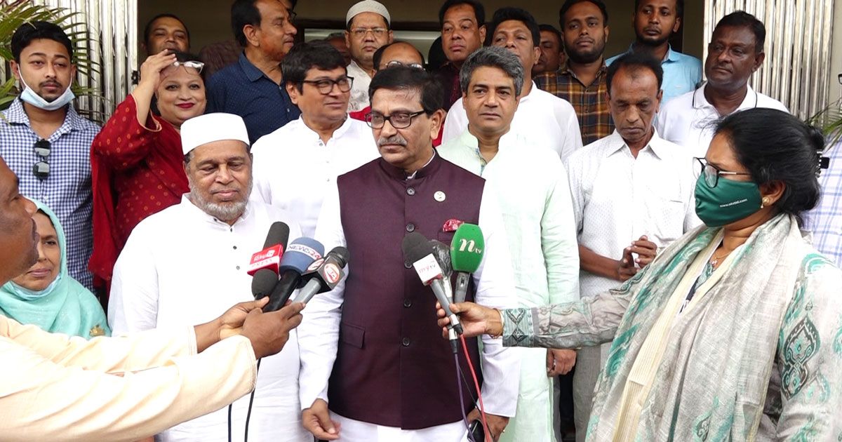 আ.লীগ ক্ষমতা হস্তান্তরে টালবাহানা করে না: হানিফ