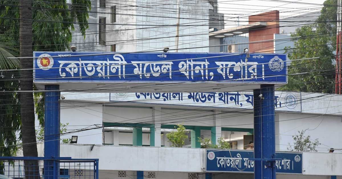 পাত্রকে কনের অন্তঃসত্ত্বার জাল সনদ পাঠিয়ে আটক ৩