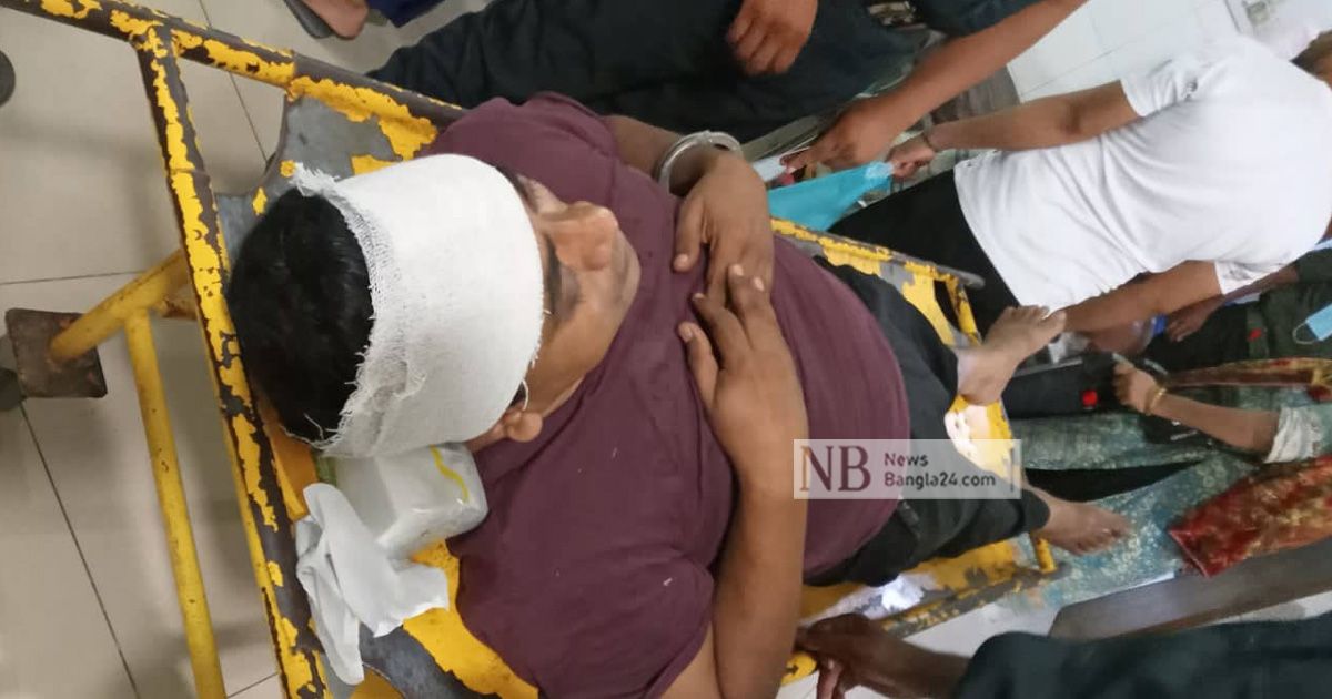 প্রিজন ভ্যানে বাসের ধাক্কা, আহত ৫