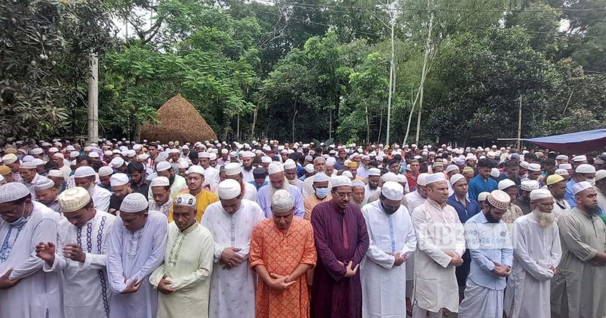 রাষ্ট্রীয় মর্যাদায় ফায়ার ফাইটার রনির দাফন