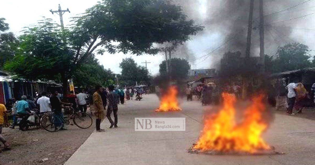 ট্রাকচাপায়-ছাত্র-নিহত-সড়কে-প্রতিবাদ-