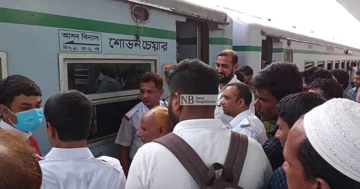 এবার রাজশাহীতে সাগরদাড়ি ট্রেনে আগুন