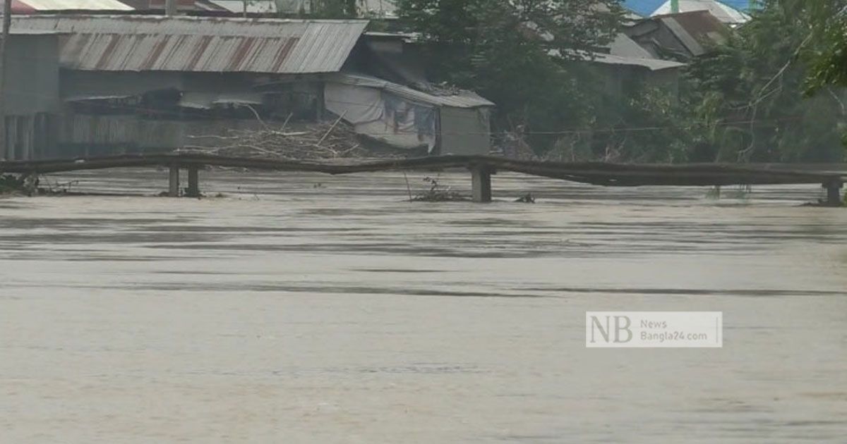 শেরপুরে কমছে পানি, বাড়ছে দুর্ভোগ 