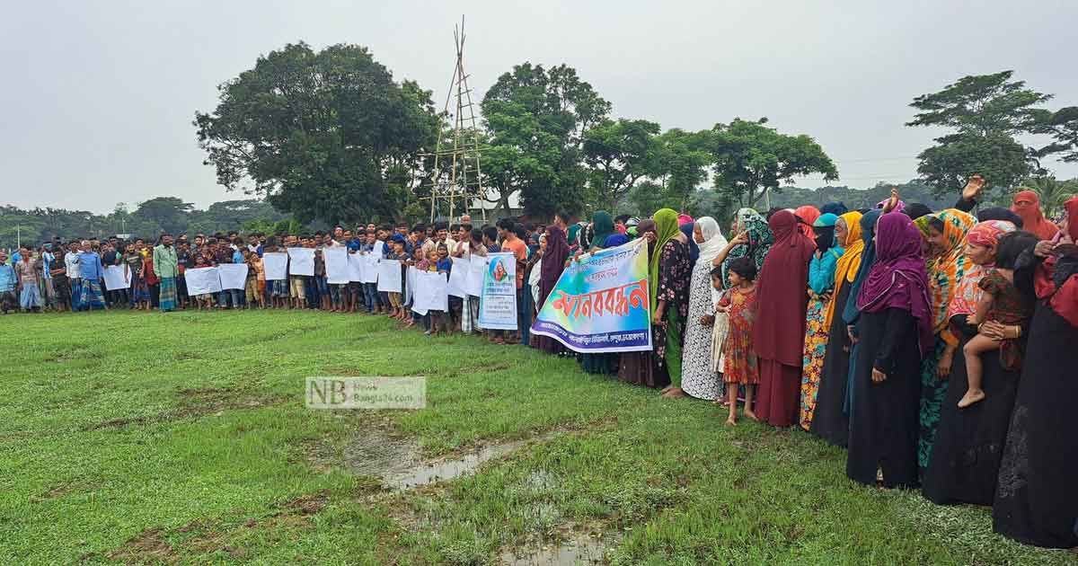 খেলার মাঠে আশ্রয়ণ প্রকল্প: প্রতিবাদে উত্তাল কেন্দুয়া