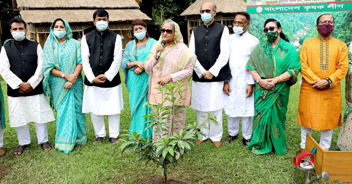 আষাঢ়ের-প্রথম-দিনে-বৃক্ষরোপণ-প্রধানমন্ত্রীর