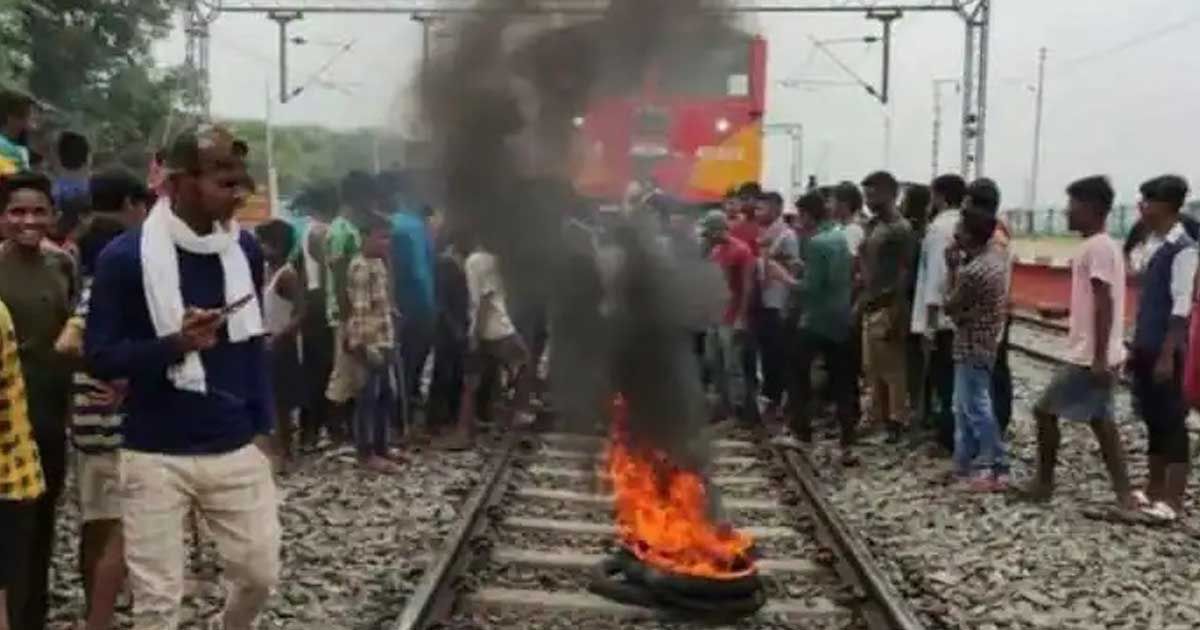 সেনা নিয়োগে নতুন নিয়মের প্রতিবাদে উত্তাল ভারত  