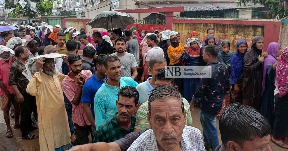 কুমিল্লায় জিতলেও আ.লীগের জন্য ‘অস্বস্তির বার্তা’