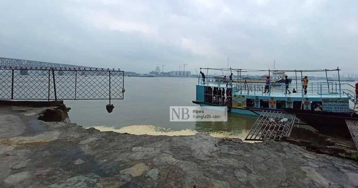 মেঘনায় রাইস মিল ধসে নিখোঁজ ২