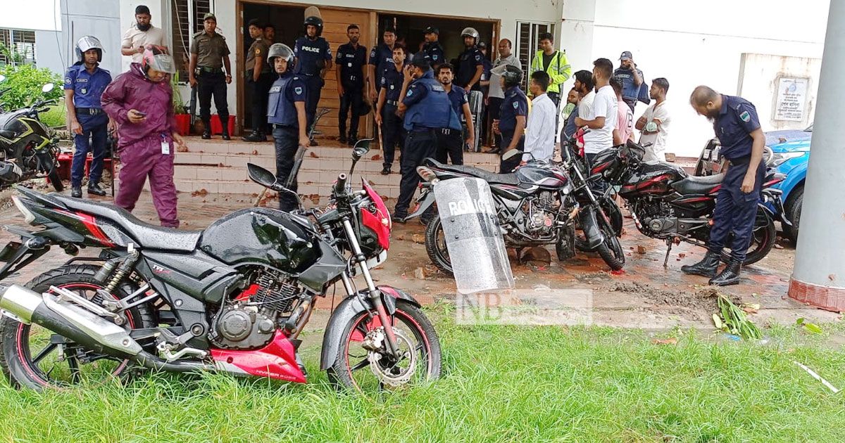 মহানবীকে-কটূক্তির-অভিযোগে-কলেজছাত্রী-আটক-থানায়-হামলা