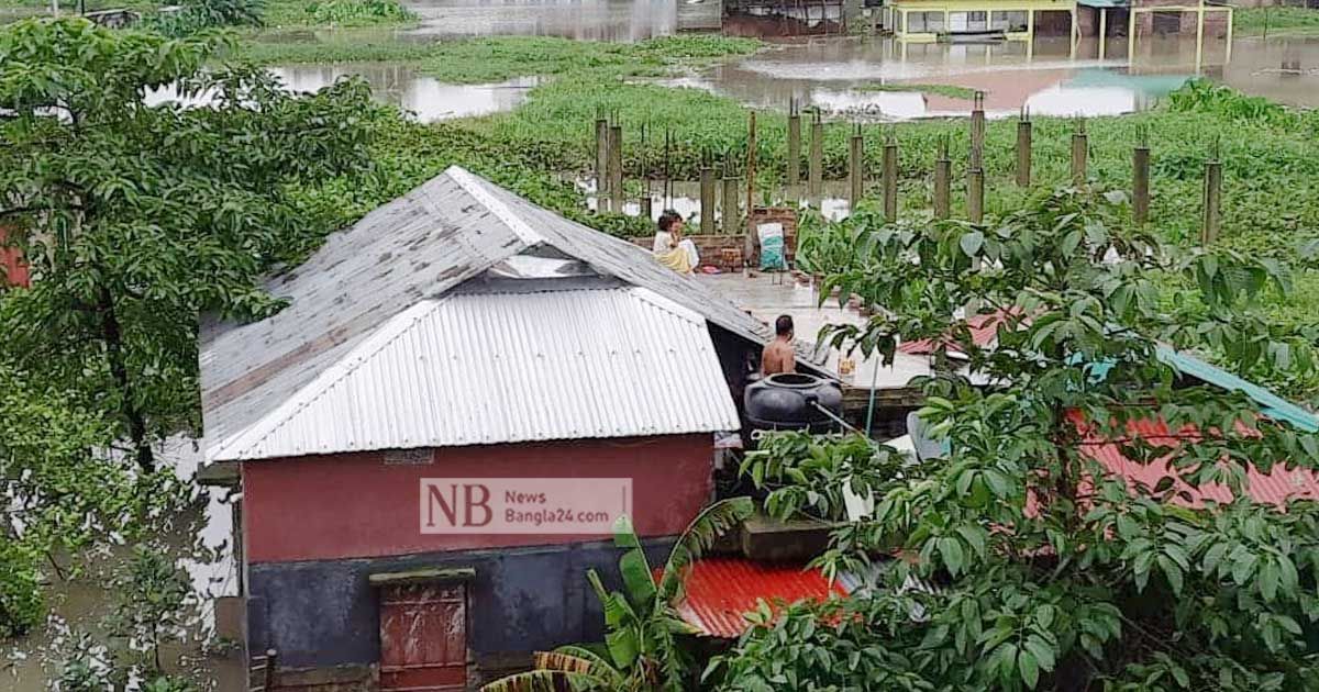 তাহিরপুরে হেলিকপ্টার থেকে ত্রাণ নিতে গিয়ে আহত ৬