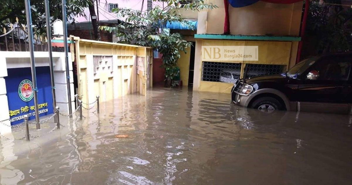 চট্টগ্রাম শহরেও বাসাবাড়িতে পানি