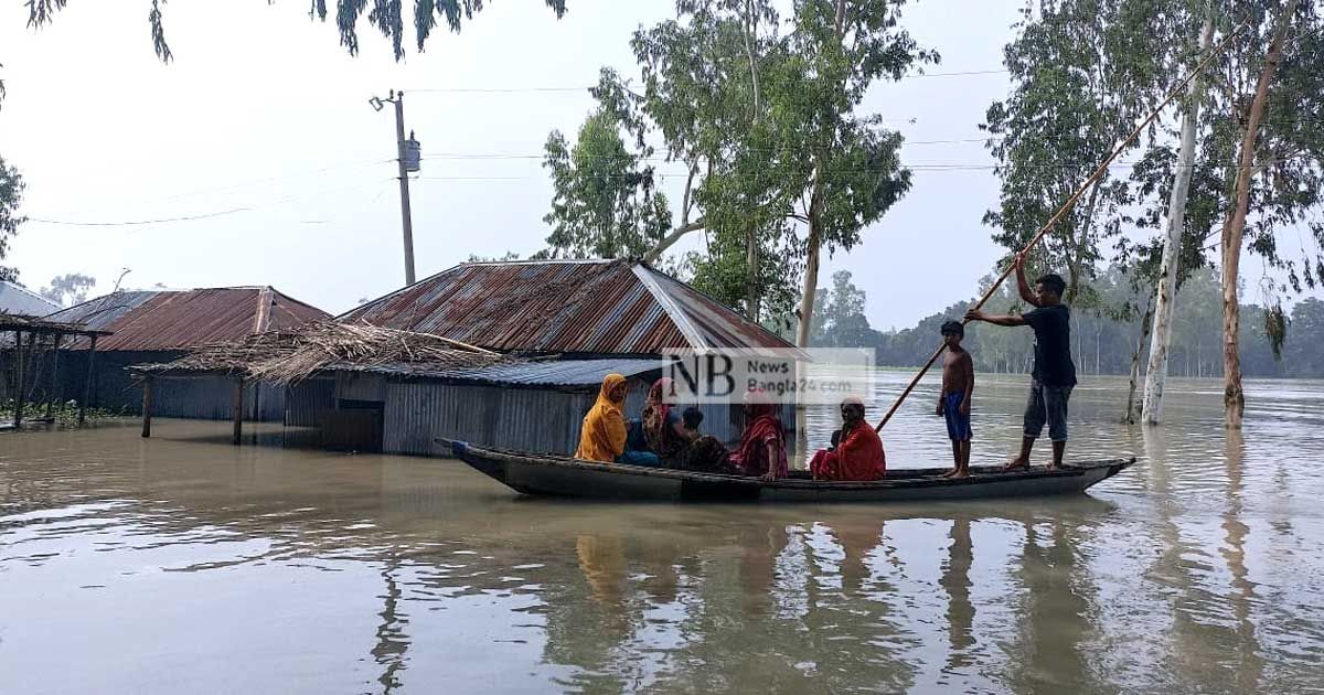 বগুড়ায় পানিবন্দি ৬০ হাজার মানুষ