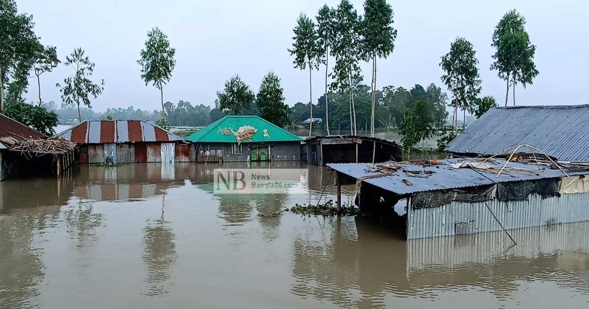 বগুড়ায় পানিবন্দি ৬০ হাজার মানুষ