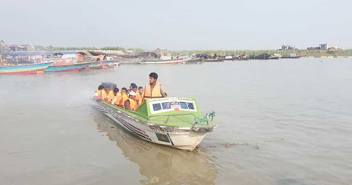 পদ্মায়-লঞ্চ-স্পিডবোট-সার্ভিসের-কী-হবে