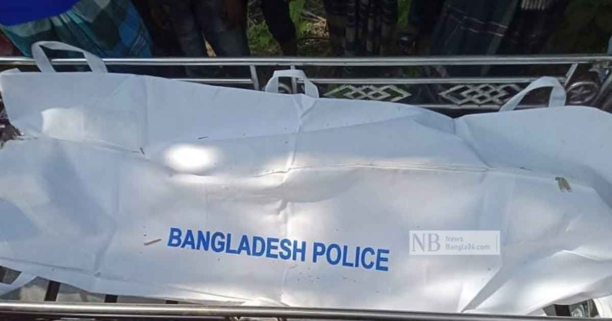 ট্রাক্টরের চাকায় পিষ্ট বৃদ্ধ