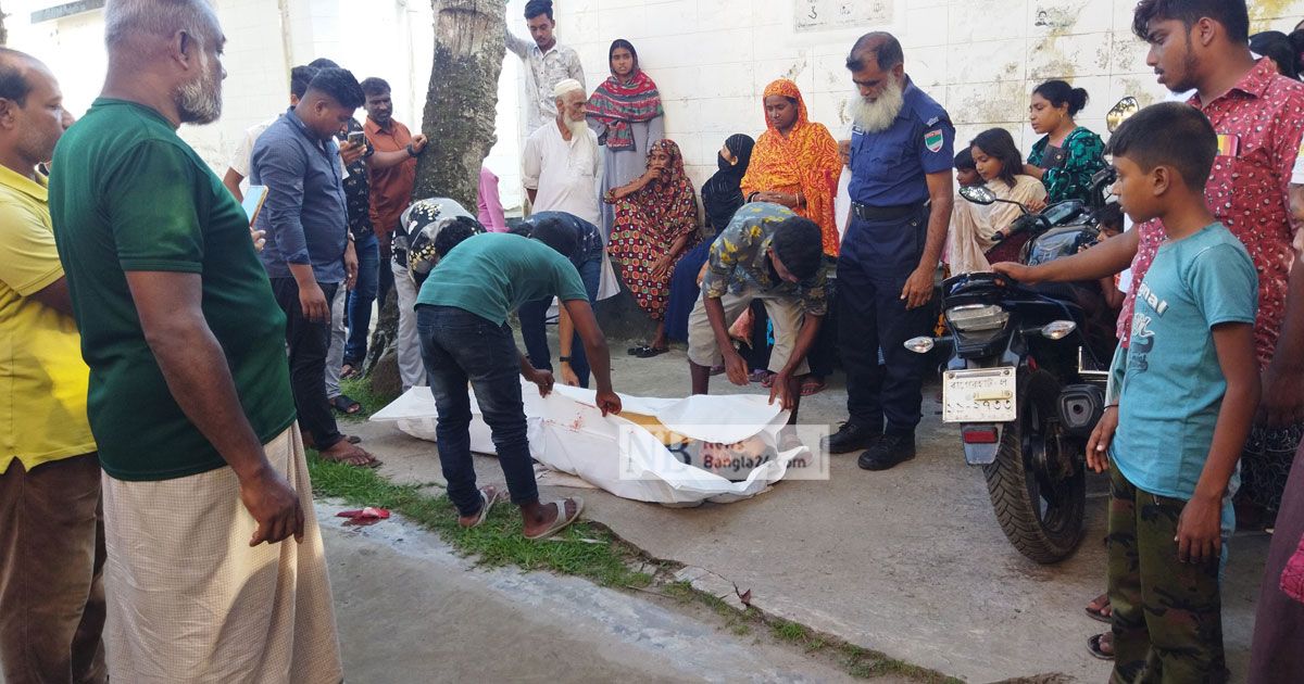 বাবাকে কুপিয়ে হত্যা, ছেলের অবস্থা আশঙ্কাজনক