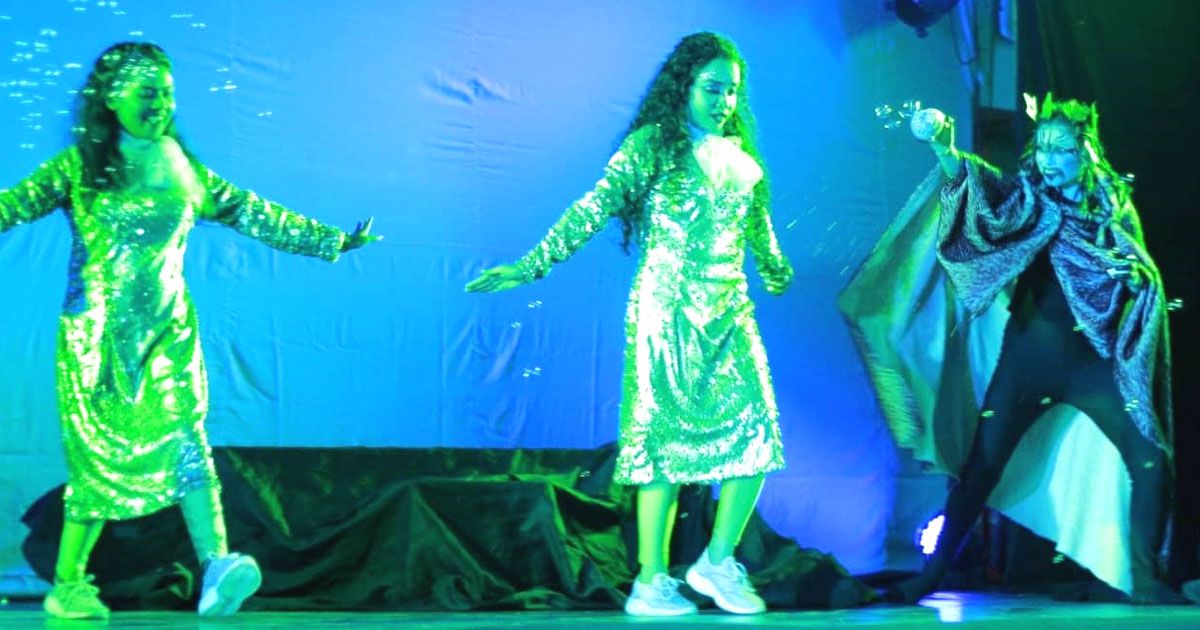 জবিতে মঞ্চস্থ হলো ‘এ মিডসামার নাইটস ড্রিম’