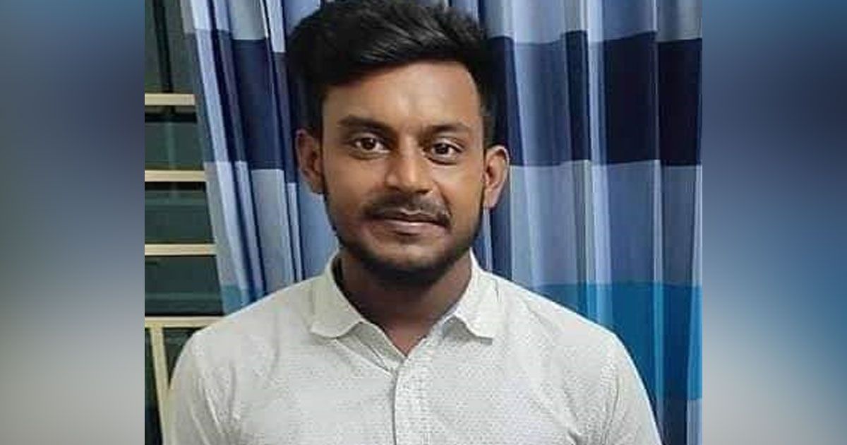 ফ্লেক্সিলোড ব্যবসায়ীকে ‘কুপিয়ে’ হত্যা