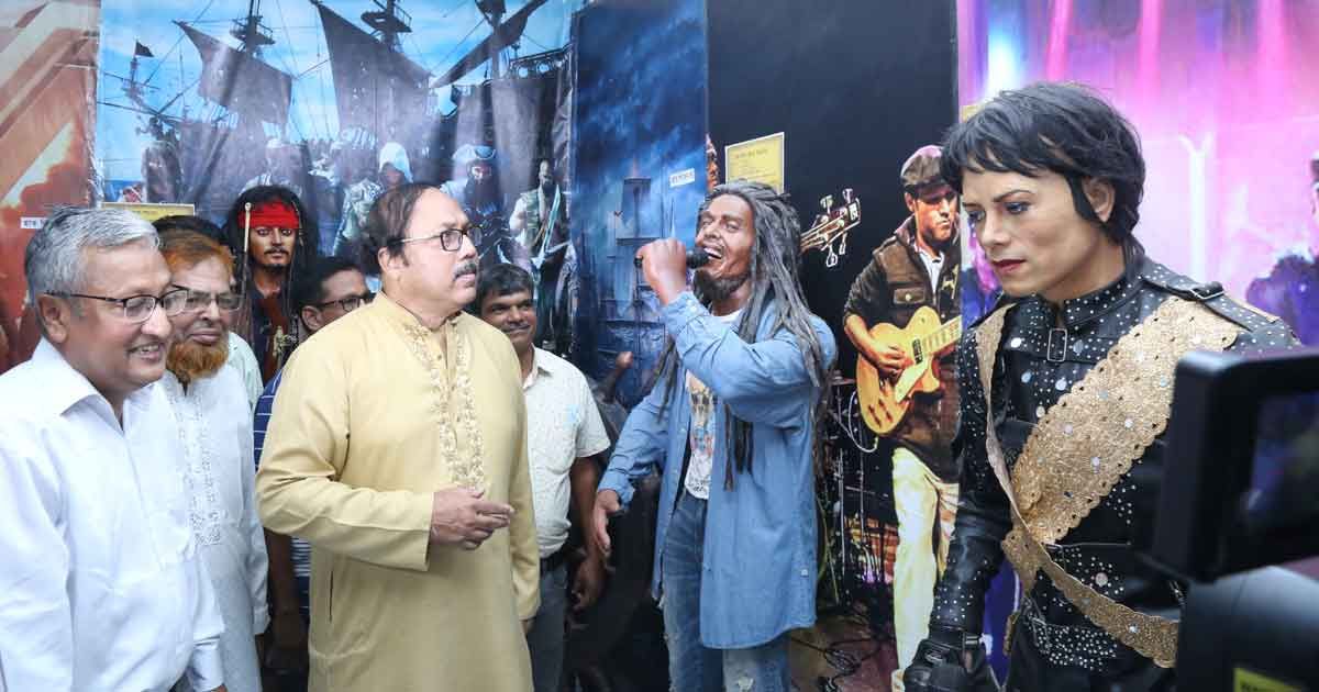 Inauguration-of-Mrinal-Haque-Celebrity-Gallery-in-Rajshahi
