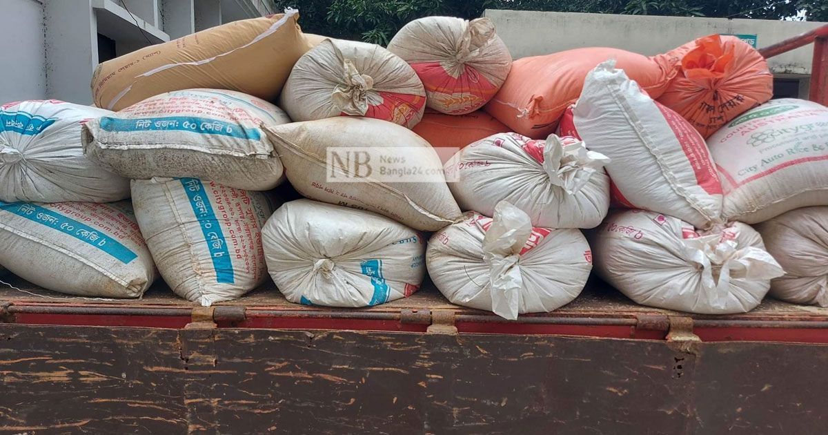 বস্তা-পাল্টে-সরকারি-চাল-পাচারের-চেষ্টা