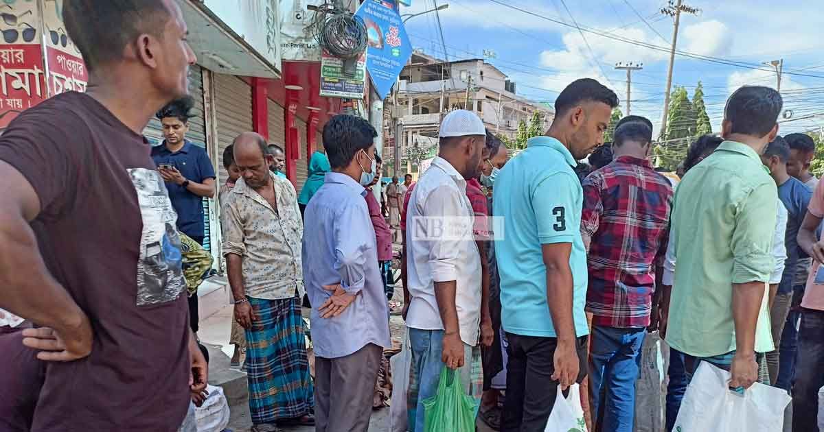 যে-হাটে-মাংস-বিক্রি-হয়-ওজন-ছাড়া