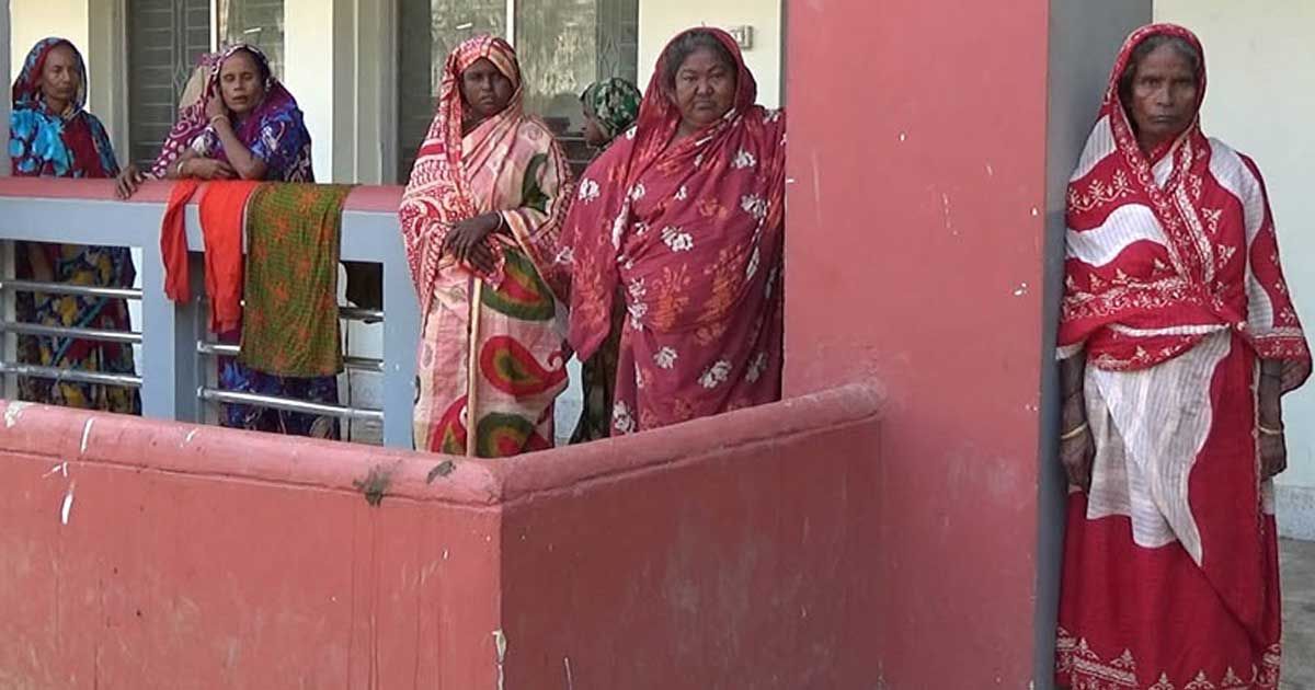 আশ্রয়কেন্দ্রে-১৫-হাজার-মানুষের-বিষাদের-ঈদ