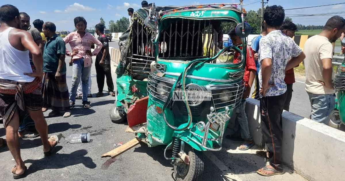 টাঙ্গাইলে-বাসচাপায়-খালা-ভাগনি-নিহত