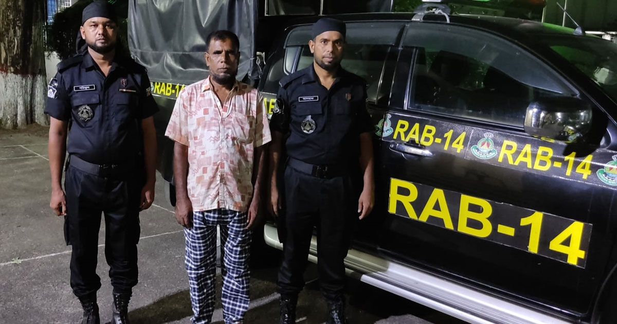শ্রমিককে কুপিয়ে হত্যা মামলার আসামি গ্রেপ্তার